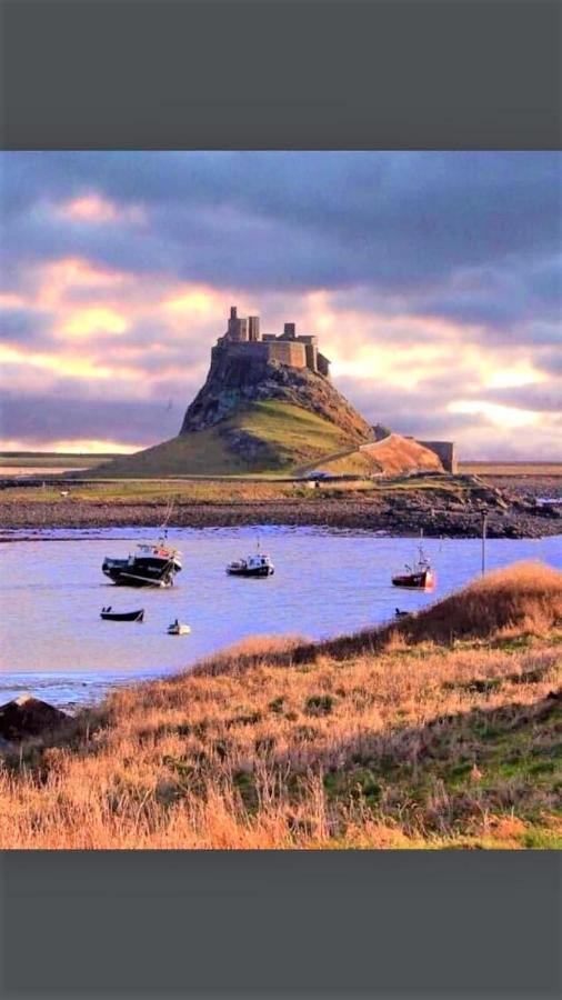 The Ship Inn Holy Island of Lindisfarne Ngoại thất bức ảnh